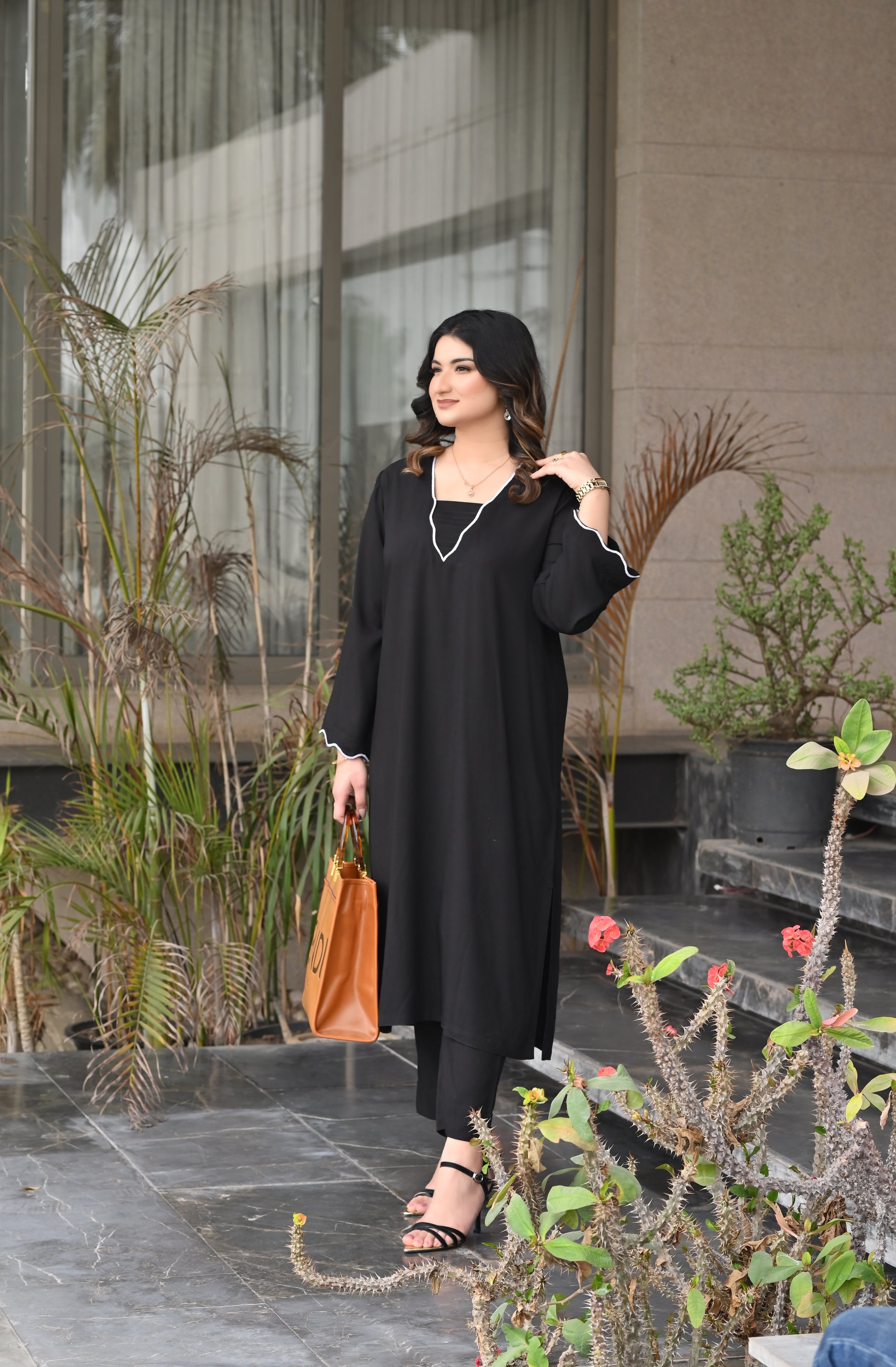 Black Kaftan